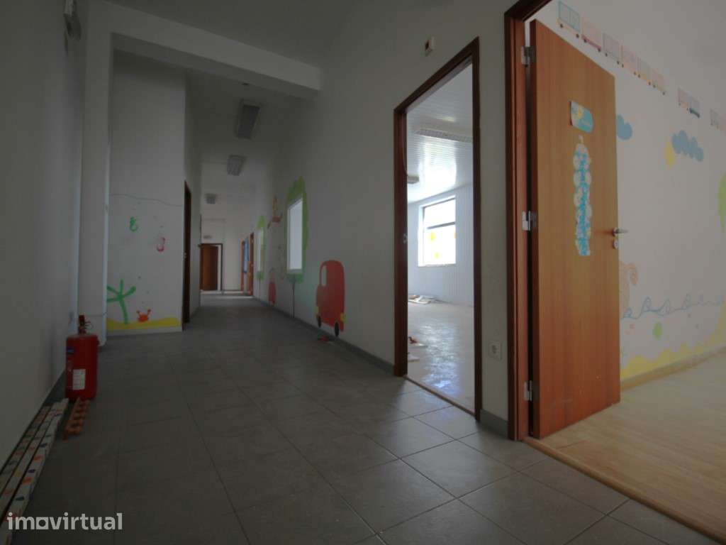 Loja c/200m2 - Grande imagem: 4/19
