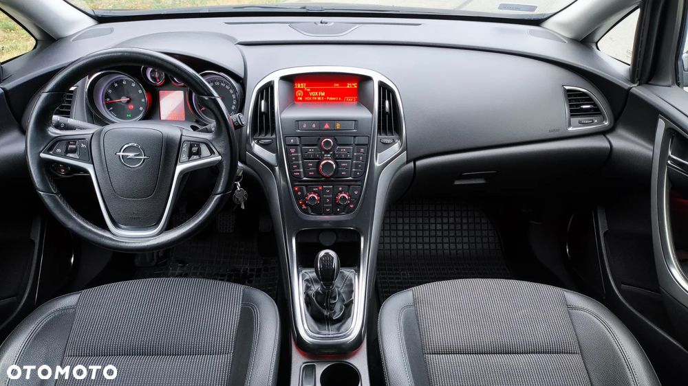 Opel Astra 1.6 Turbo Innovation - 12