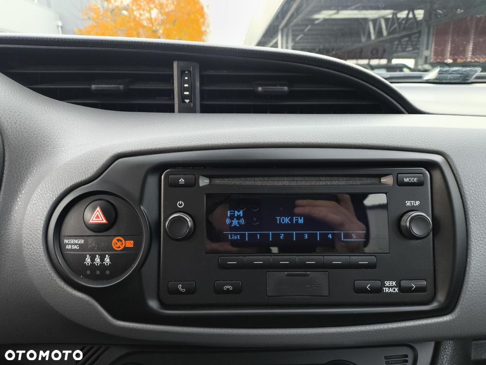 Toyota Yaris - 25