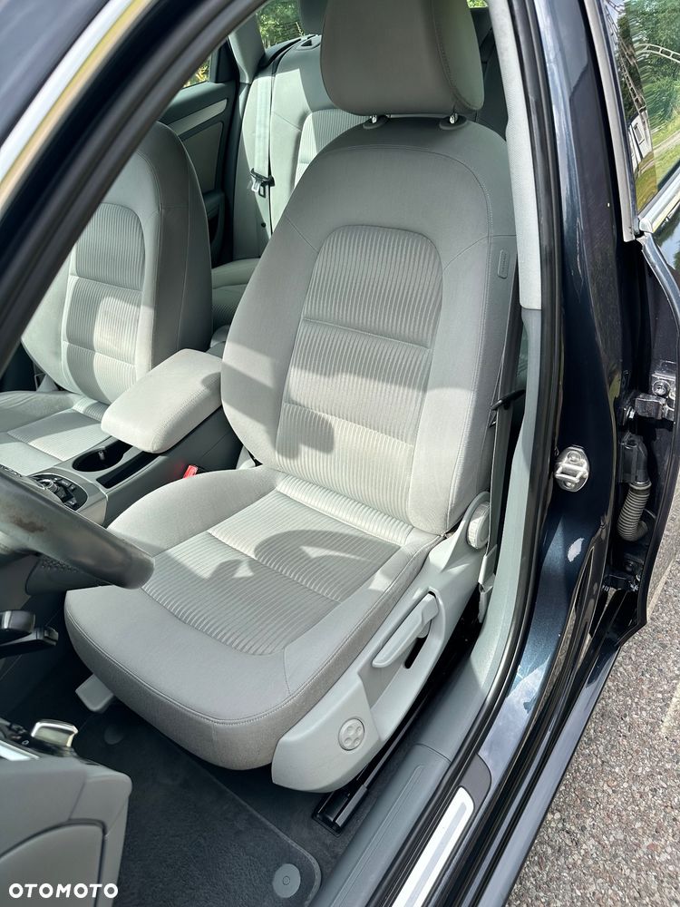 Audi A4 Avant 2.0 TDI - 17