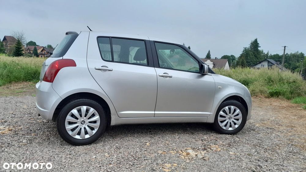 Suzuki Swift 1.3 4x4 Snow - 4