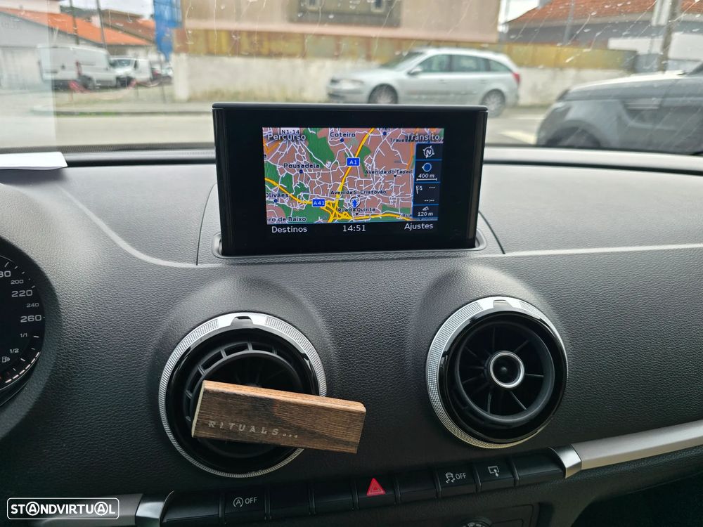 Audi A3 1.6 TDI Attraction - 7