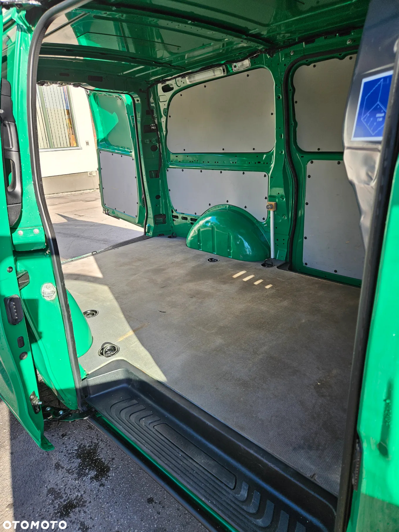 Mercedes-Benz Vito 4x4 automat 190ps long navi klima hak rej.04/ 2020 - 16
