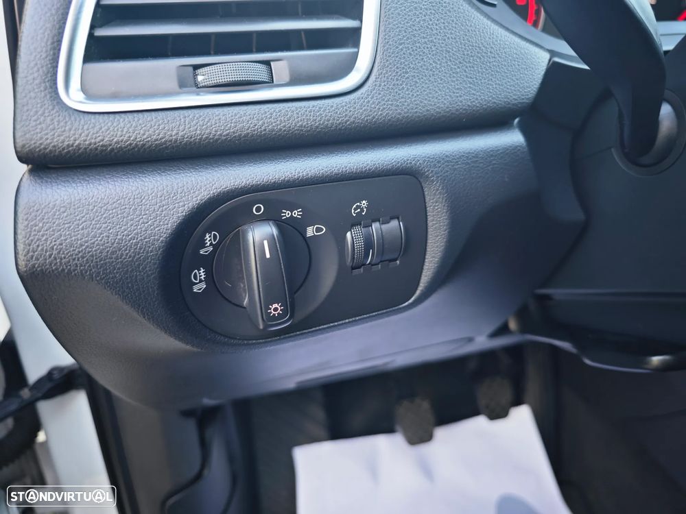 Audi Q3 2.0 TDI - 18