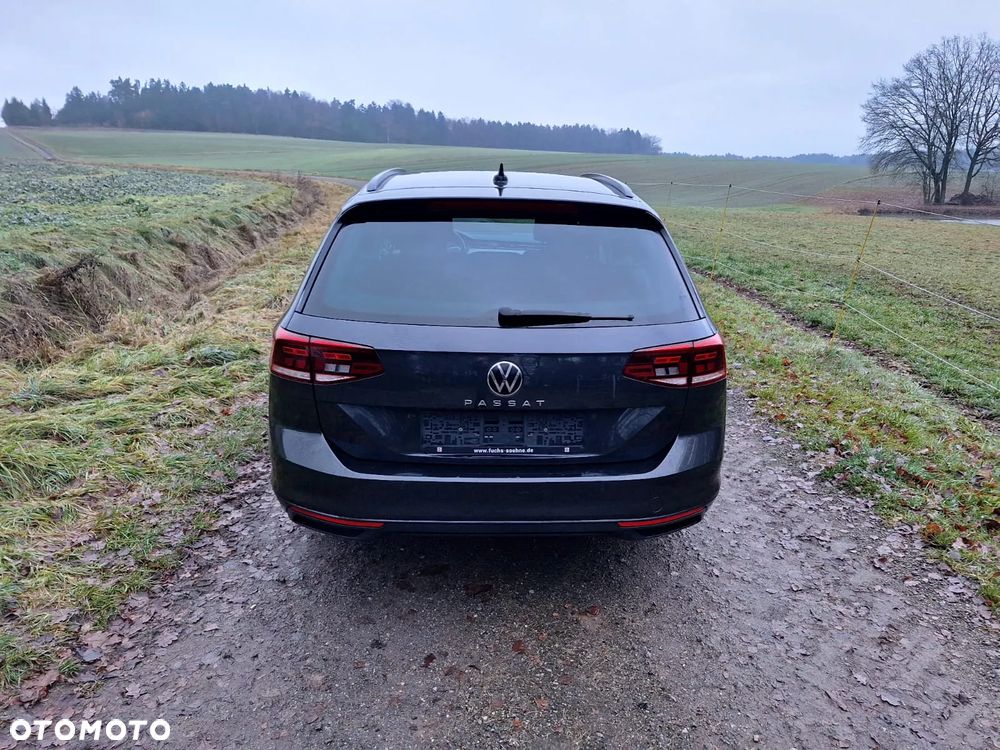 Volkswagen Passat 2.0 TDI SCR Business - 3