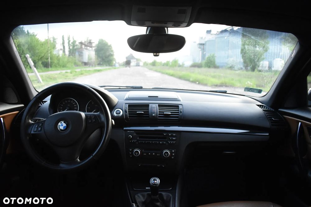 BMW Seria 1 - 18