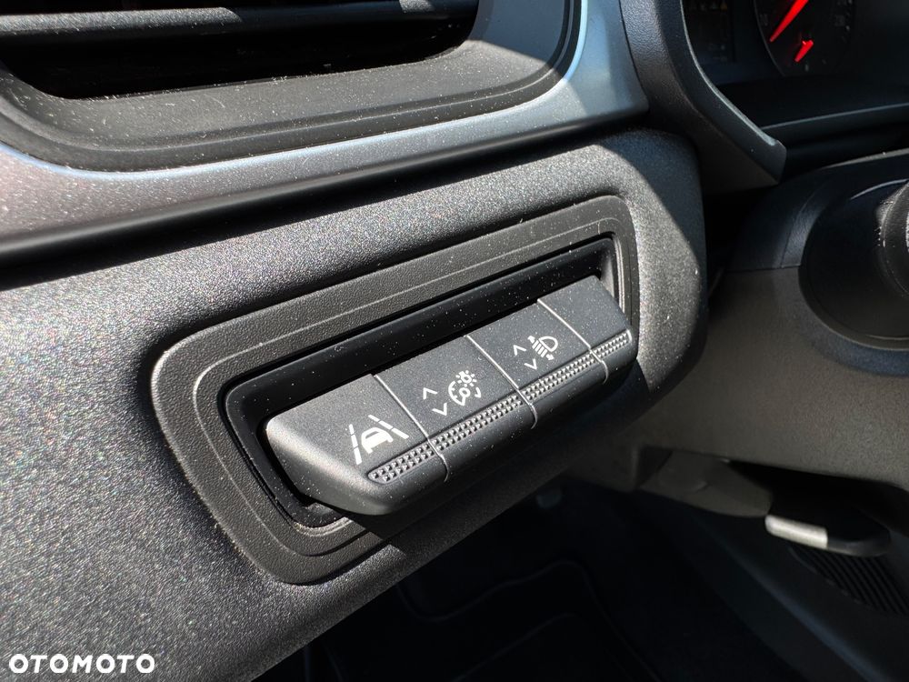 Renault Captur - 18