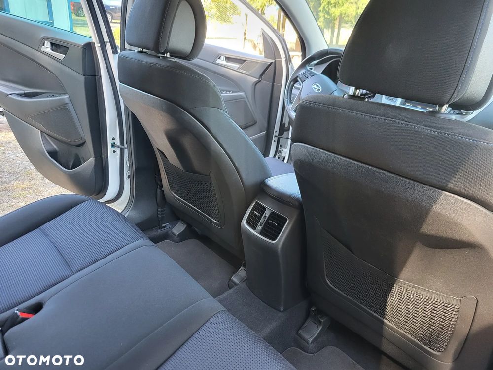 Hyundai Tucson 1.7 CRDI BlueDrive Comfort 2WD - 10