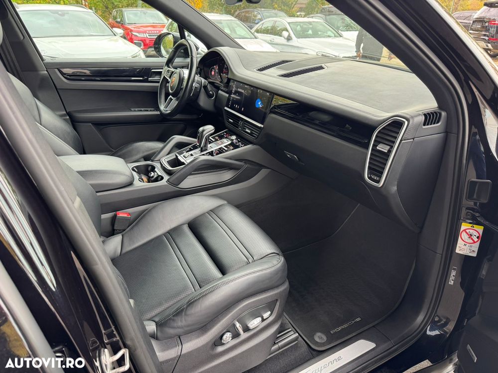 Porsche Cayenne Tiptronic S Platinum Edition - 22