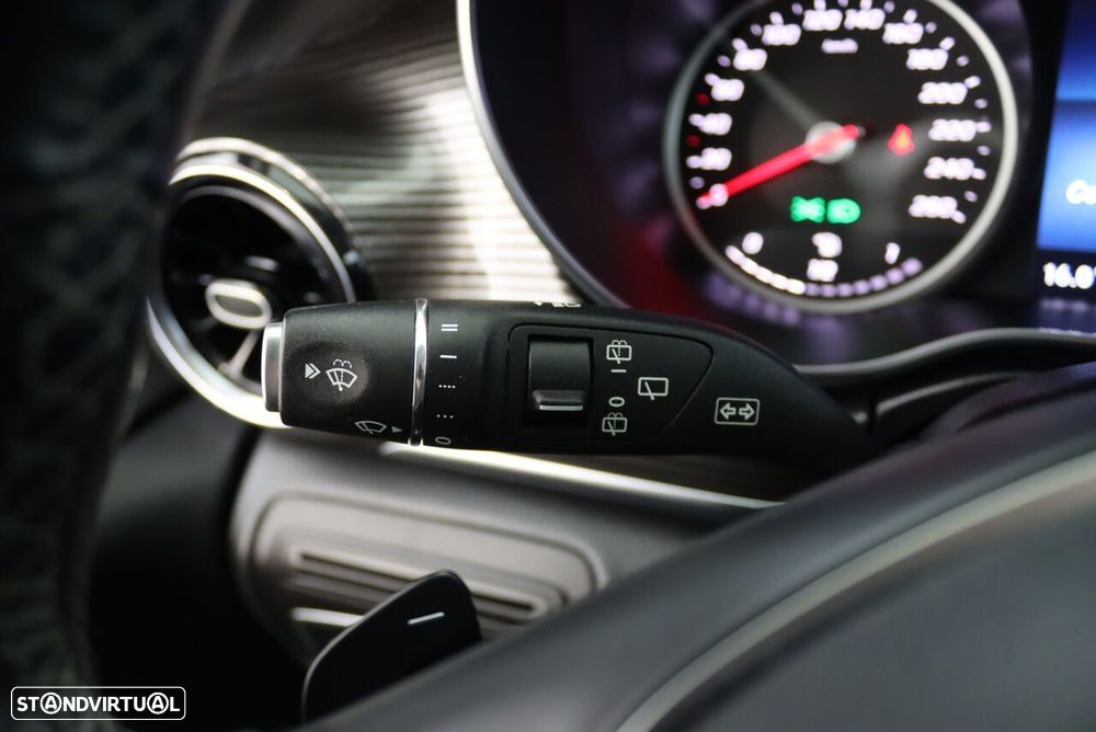 Mercedes-Benz V 220 d Longo Avantgarde - 15