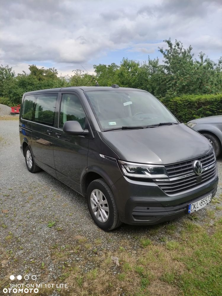 Volkswagen Multivan - 2