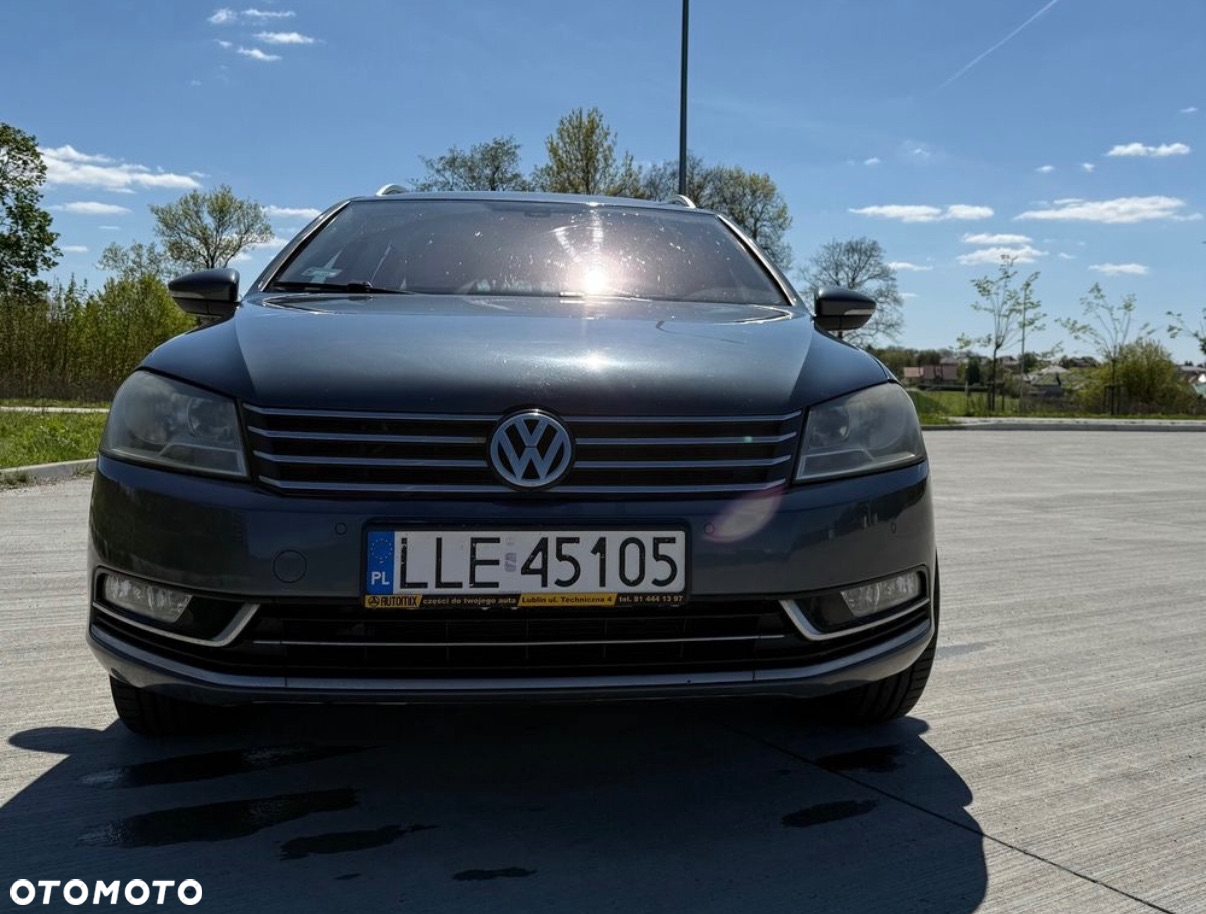 Volkswagen Passat 2.0 TDI Highline - 2