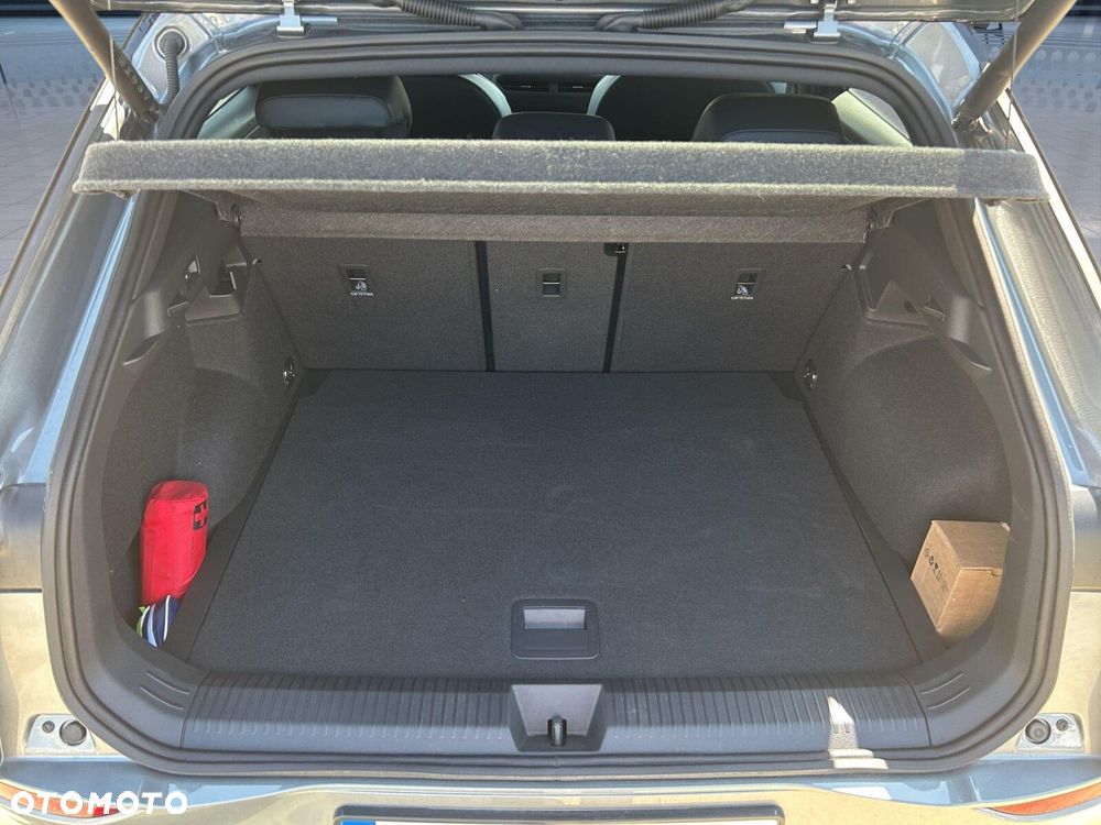 Volkswagen T-Roc - 31
