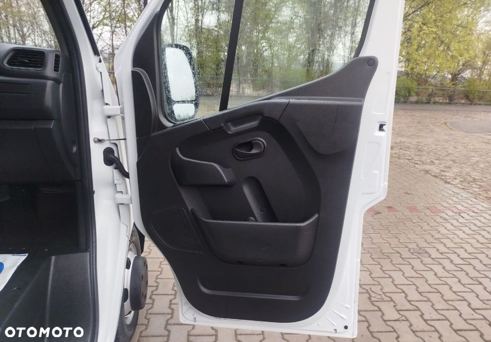Renault Master - 17