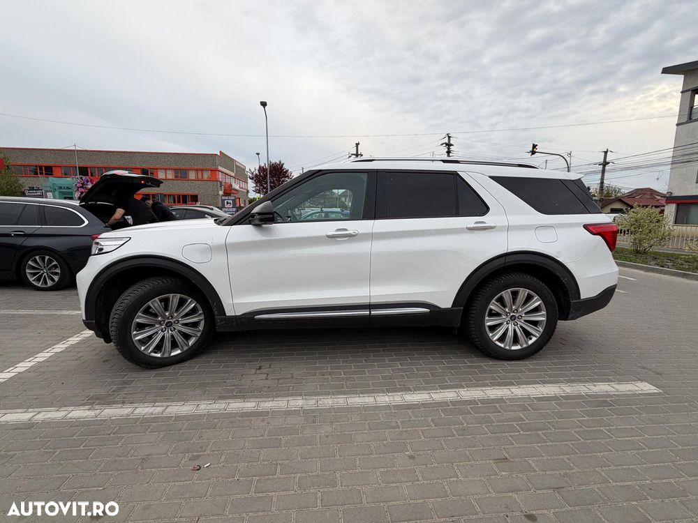 Ford Explorer 3.0 PHEV Platinum - 13