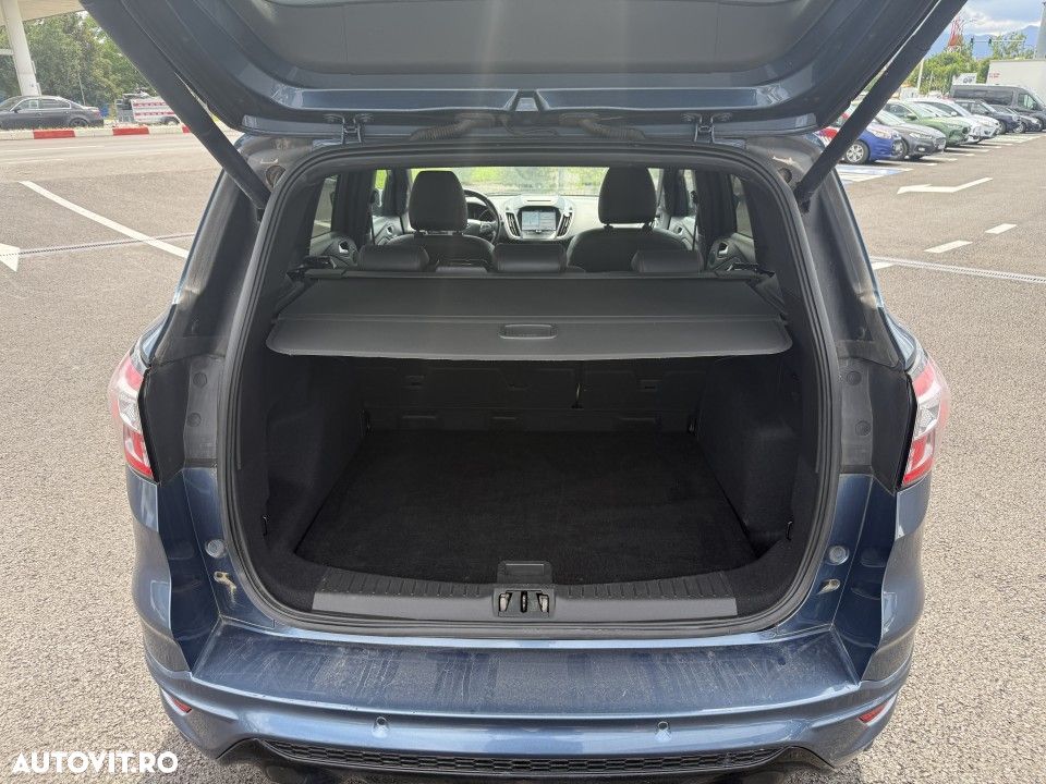 Ford Kuga 2.0 TDCi 4WD Powershift ST-Line - 11
