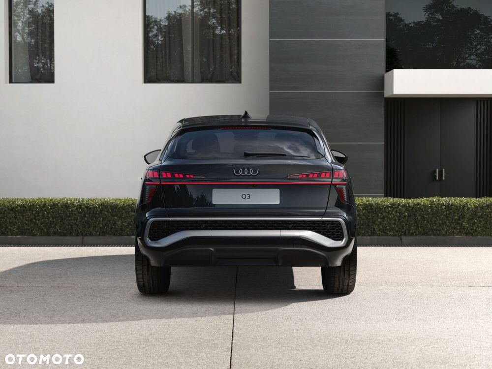 Audi Q3 Sportback - 5