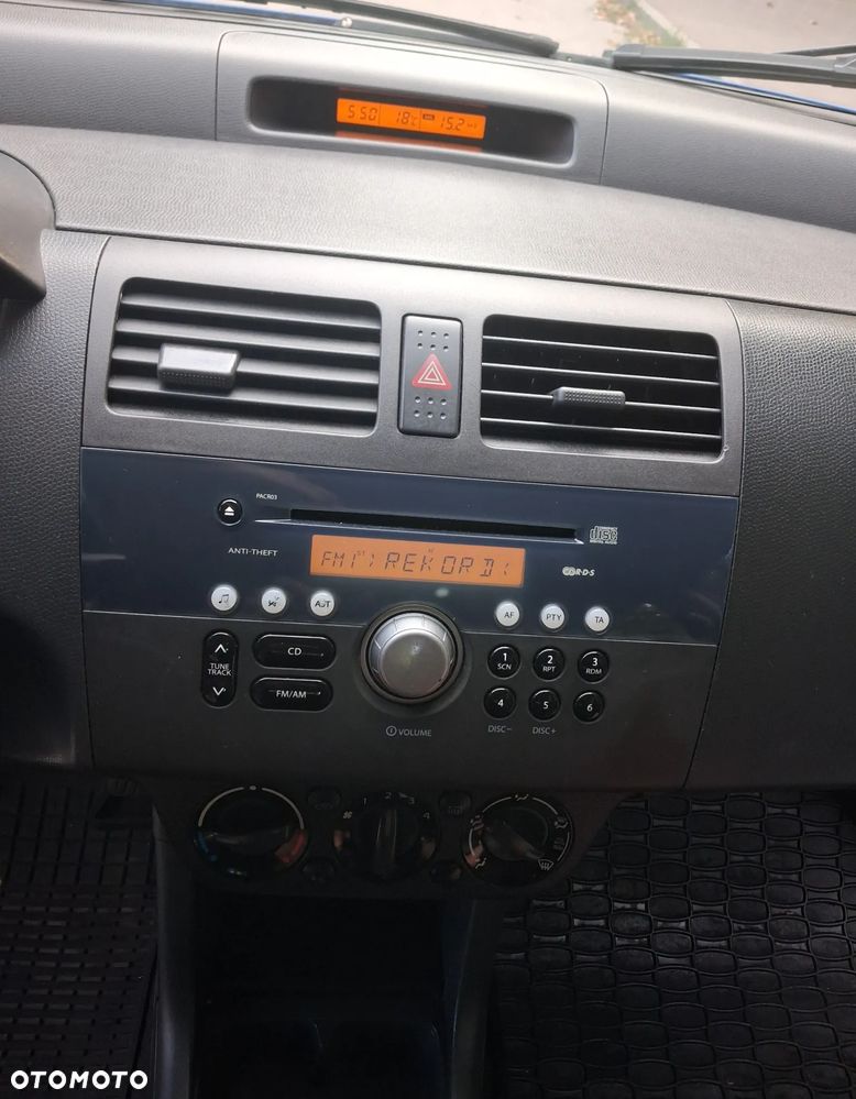 Suzuki Swift - 17