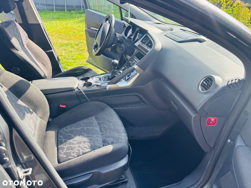 Peugeot 3008 2.0 HDi Allure - 14