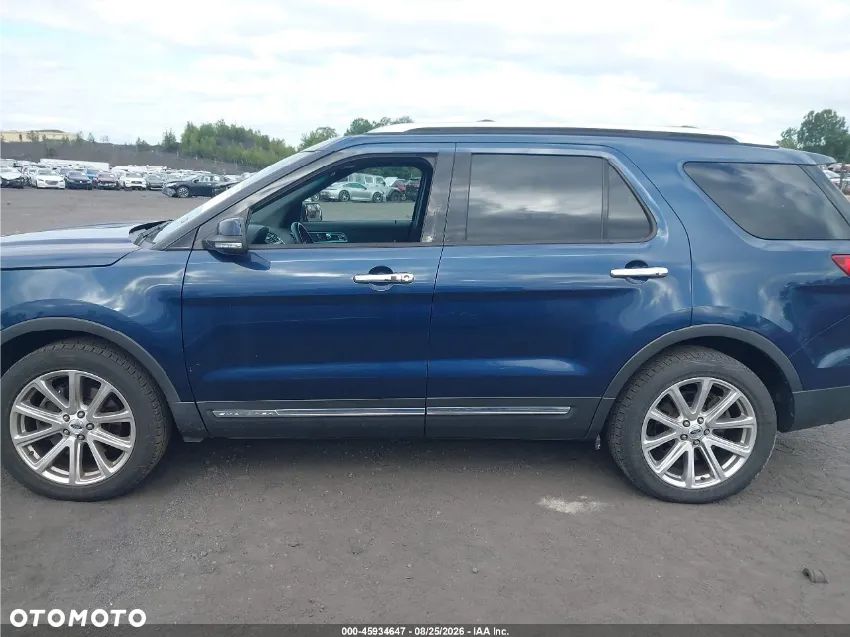 Ford Explorer - 31