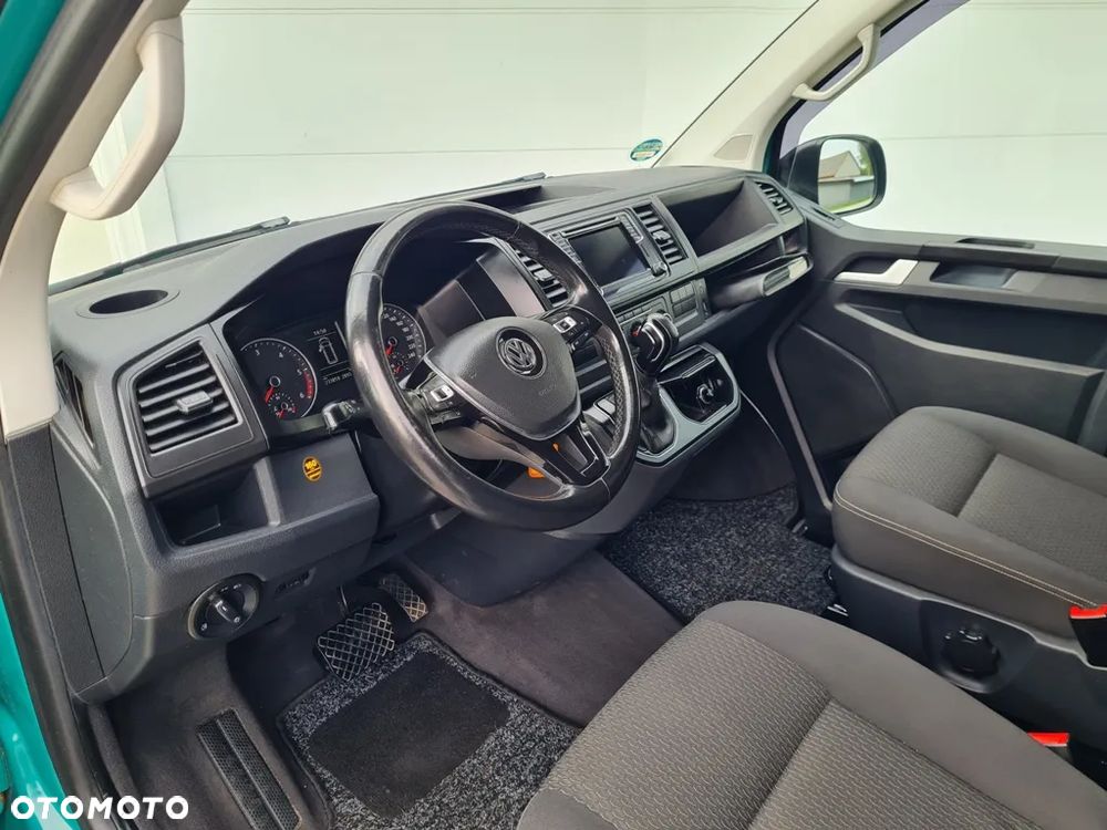 Volkswagen Multivan 2.0 TDI L1 Trendline DSG - 17