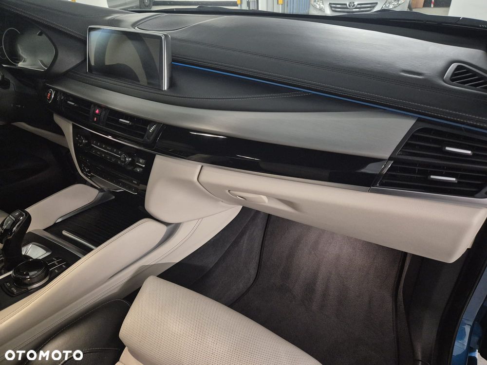 BMW X6 xDrive40d - 8