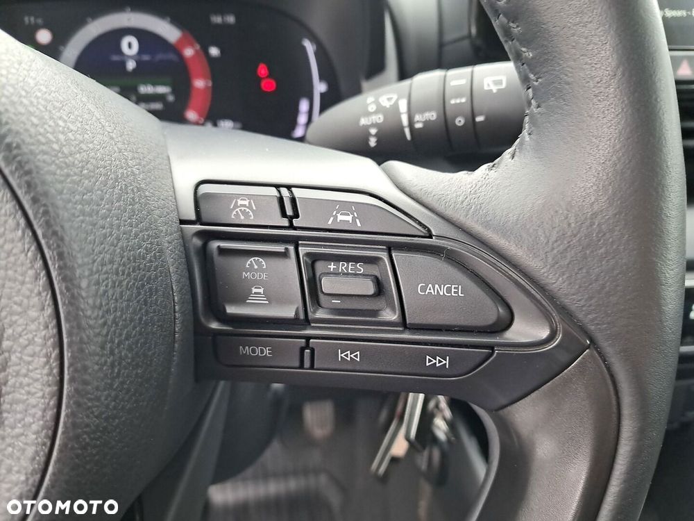 Toyota Yaris Hybrid 1.5 Style - 21