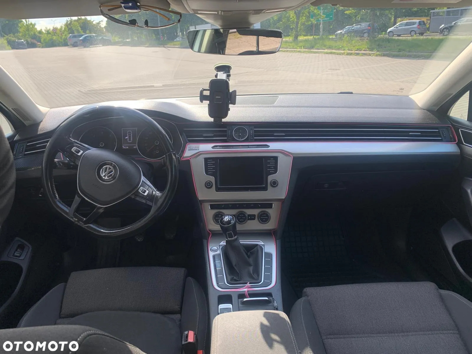 Volkswagen Passat - 14