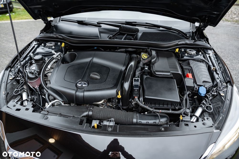 Infiniti Q30 2.2d DCT AWD Sport - 40