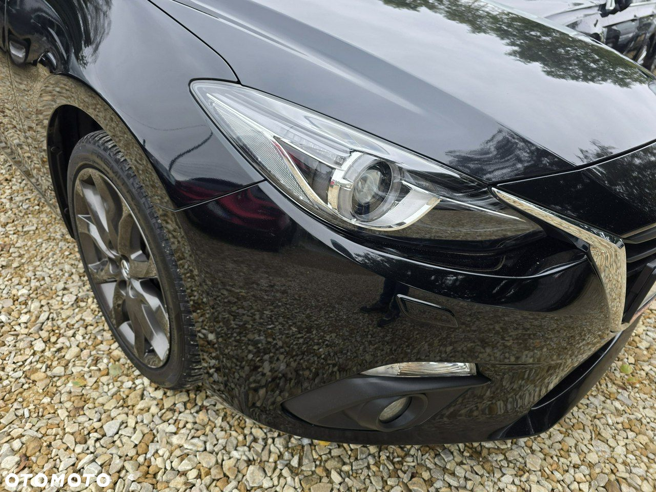 Mazda 3 SKYACTIV-G 120 NAKAMA - 29