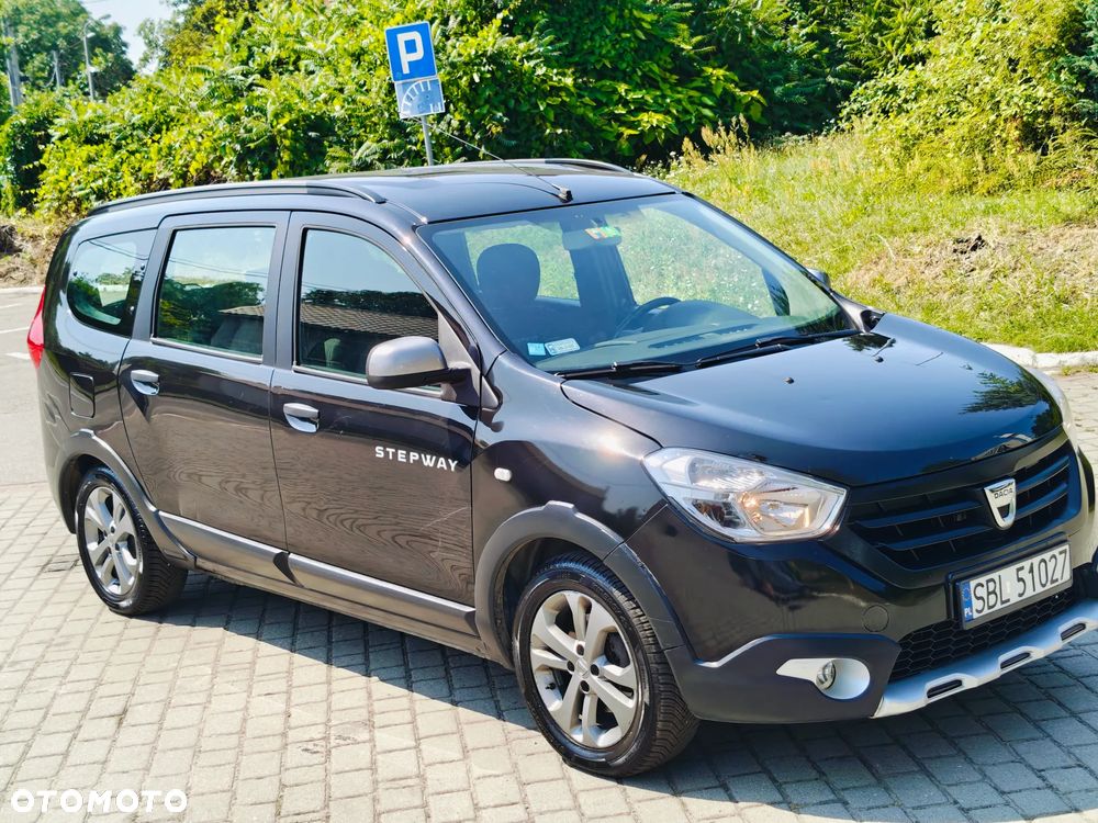 Dacia Lodgy TCe 115 Stepway - 16