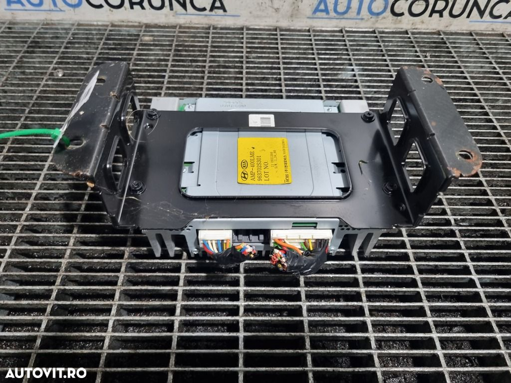 Amplificator audio Hyundai IX35 2010 - 2019 (1265) 963702S301 - 3