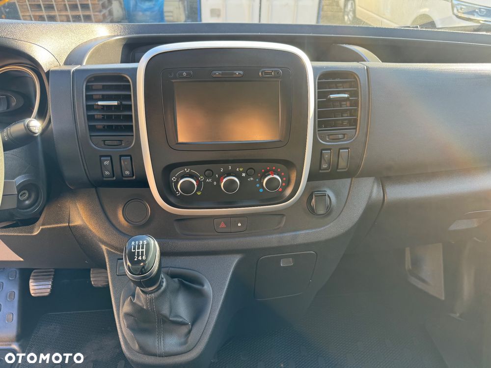 Renault Trafic - 31