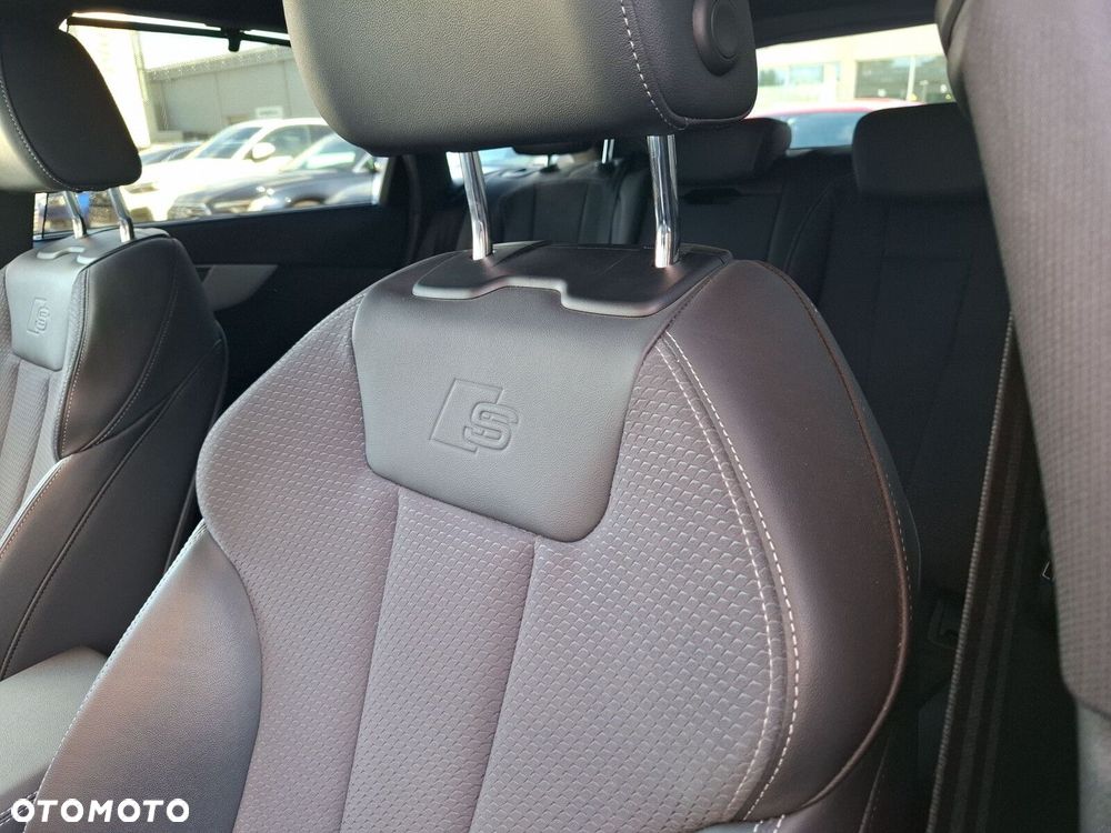 Audi A4 Avant - 22
