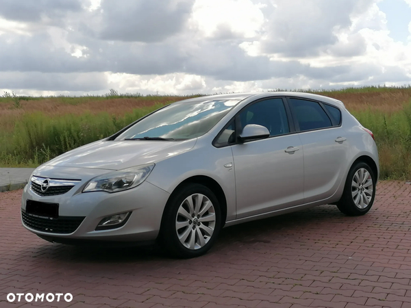 Opel Astra 1.4 Turbo 150 Jahre