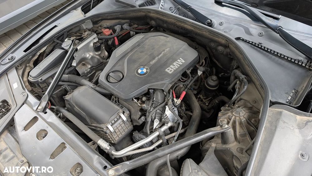 BMW Seria 5 520d AT - 18