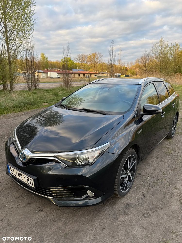 Toyota Auris Hybrid 135 Selection - 5