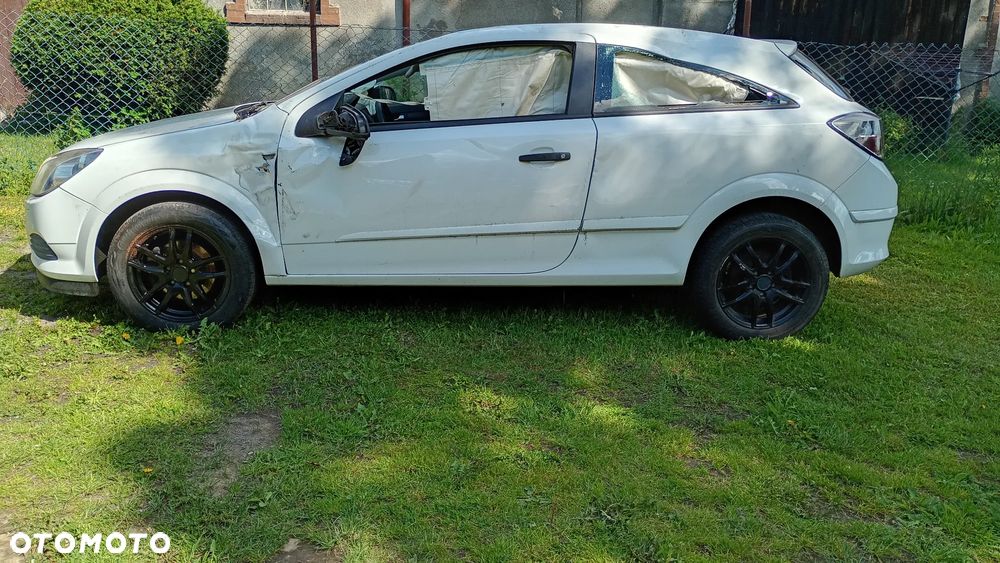 Opel Astra 1.6 Black&White - 2