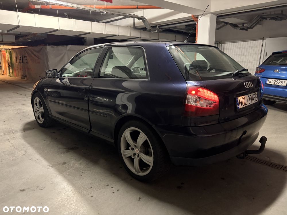 Audi A3 Sportback - 3