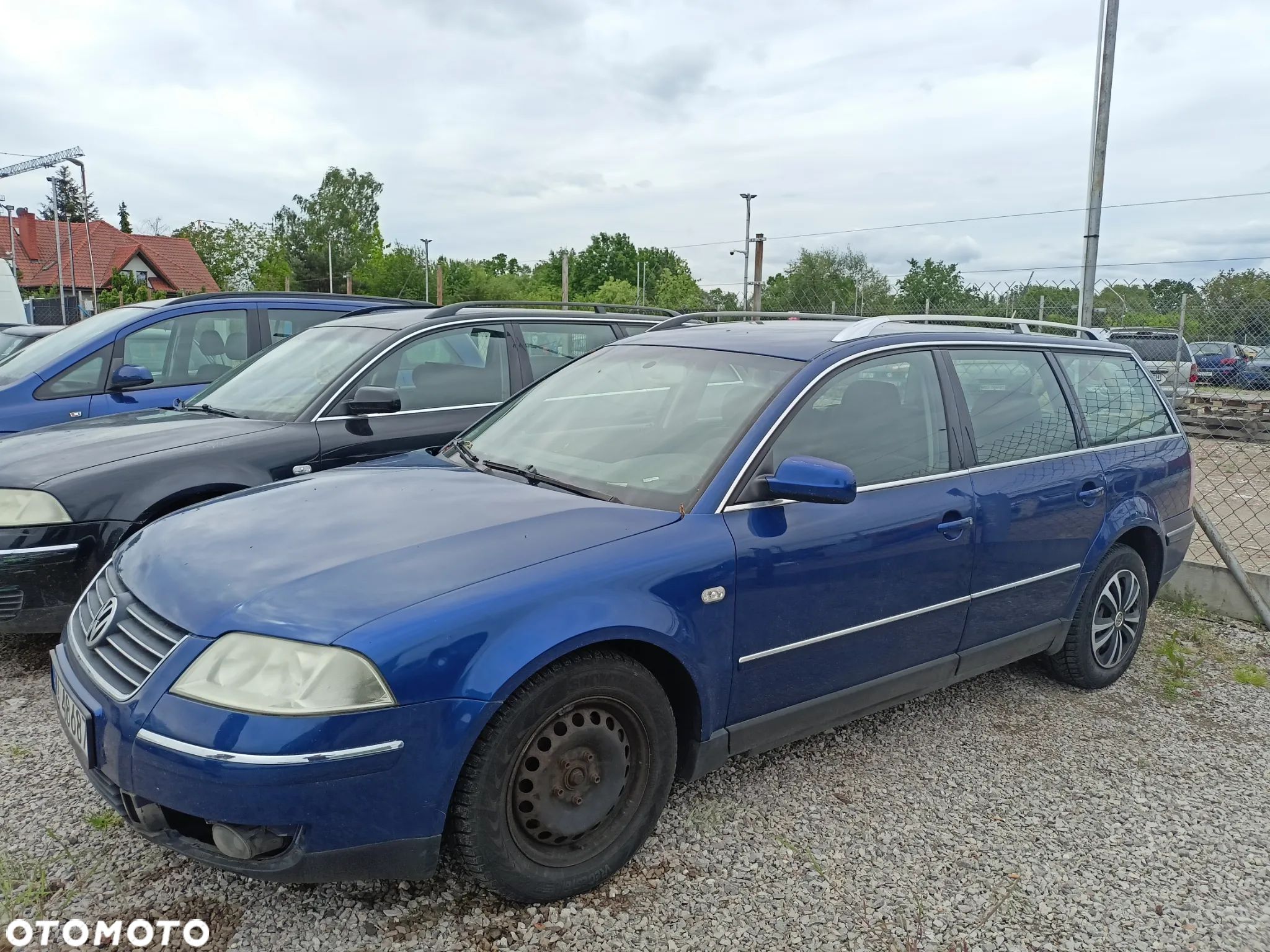 Volkswagen Passat - 1