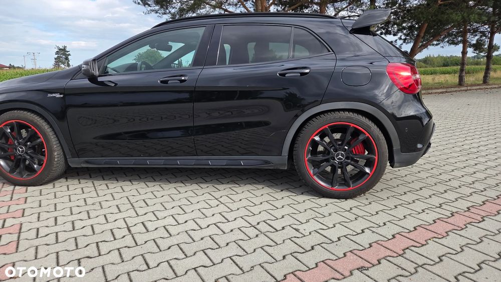 Mercedes-Benz GLA 45 AMG 4-Matic - 14