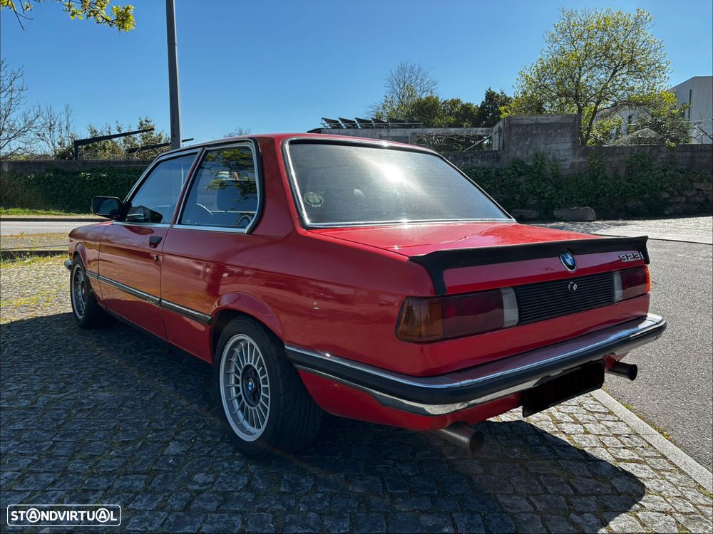 BMW 323 - 4