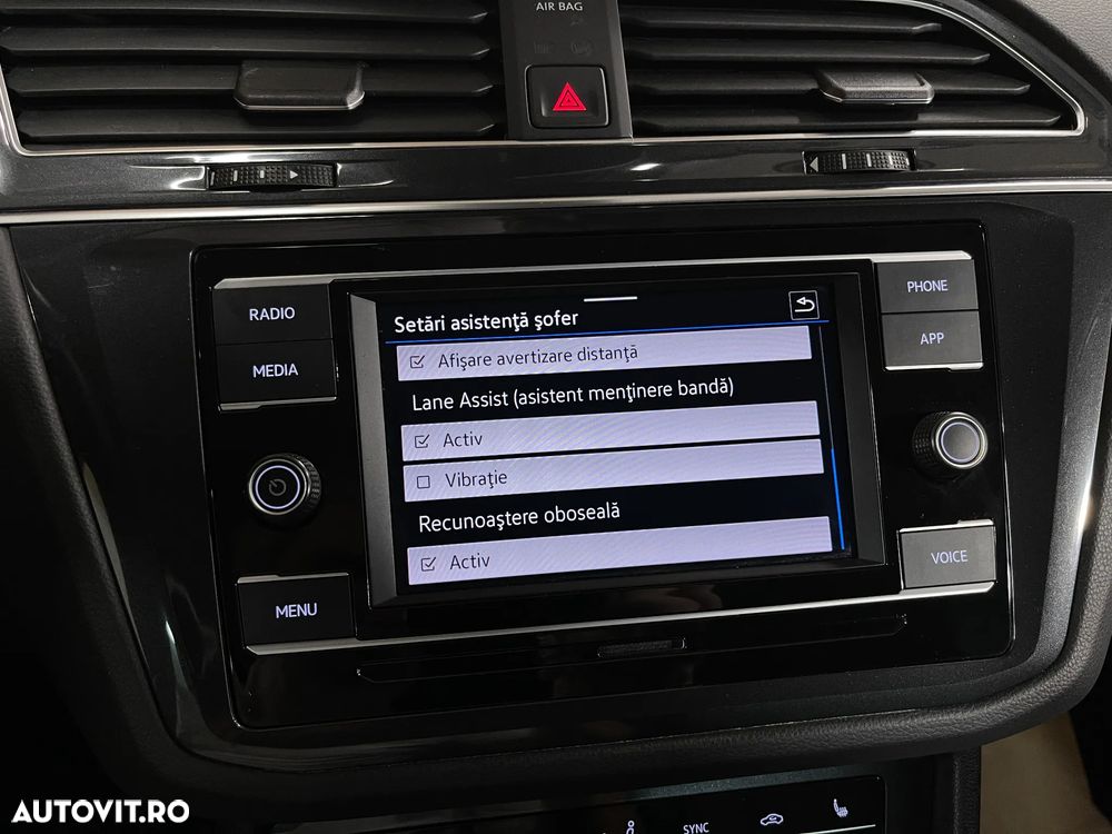 Volkswagen Tiguan 2.0 TDI SCR DSG Life - 16