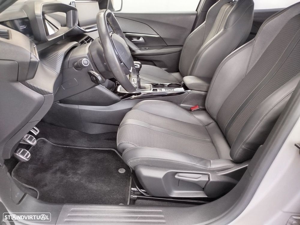 Peugeot 2008 1.2 PureTech GT Line - 12