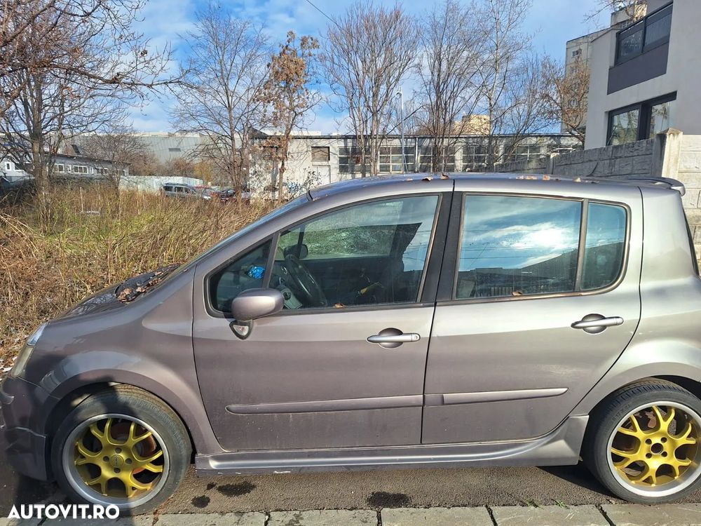 Renault Modus - 1