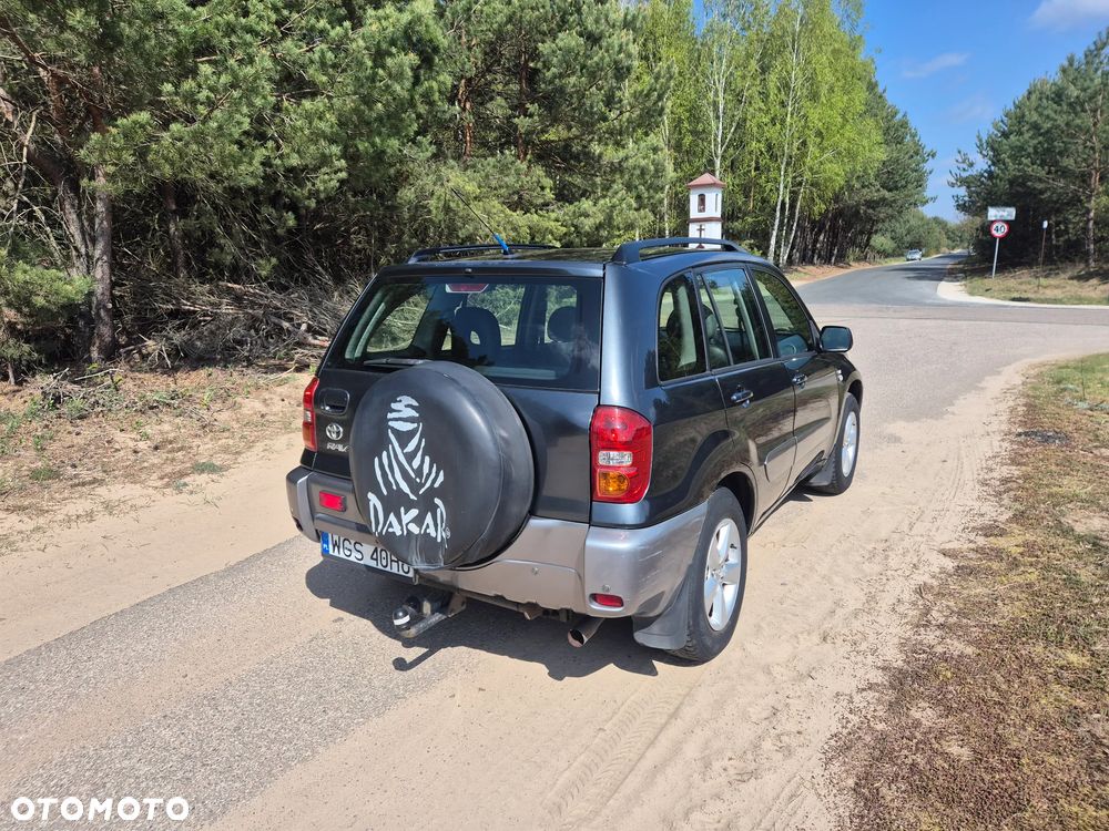 Toyota RAV4 1.8 VVT-i 4x2 - 5