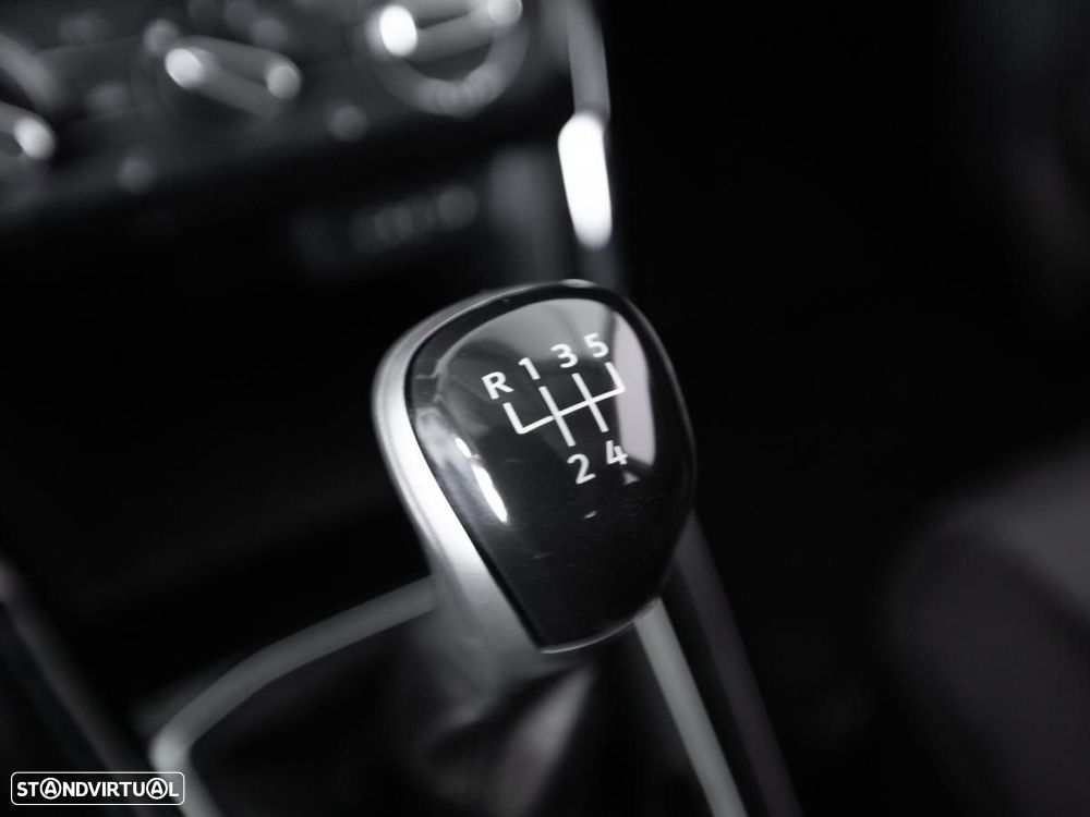 VW T-Cross 1.0 TSI Life - 17