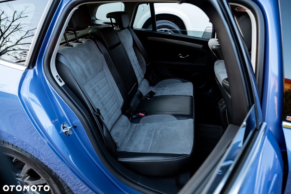 Renault Laguna dCi 180 FAP GT - 22