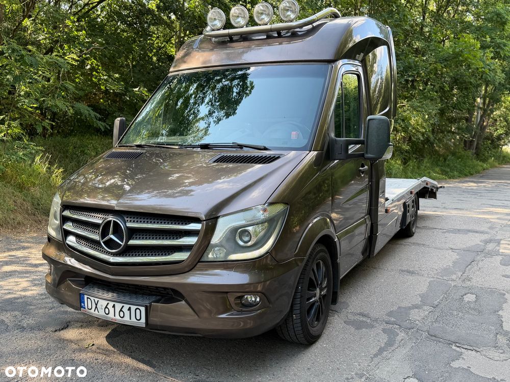 Mercedes-Benz Sprinter - 10