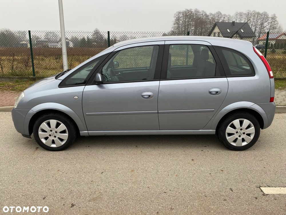 Opel Meriva 1.6 16V Essentia - 2